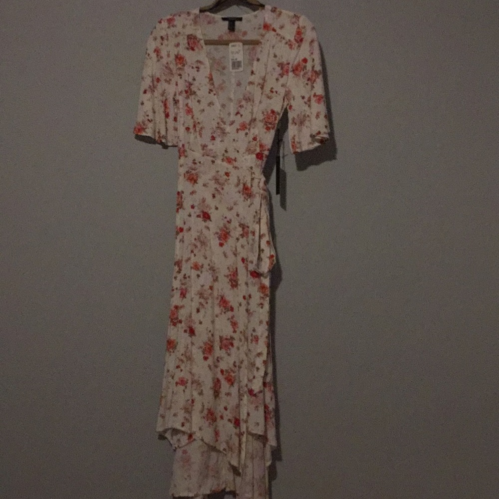 Dress - Picture 4 of 4